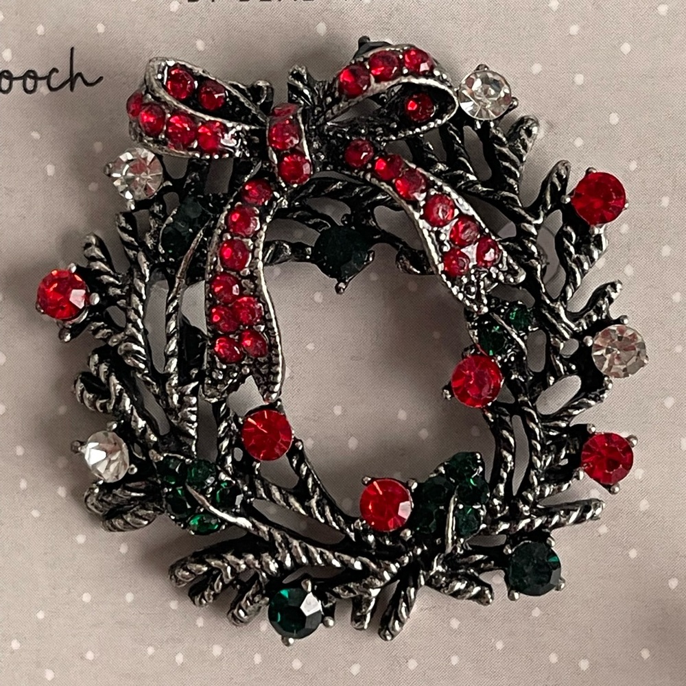 ✨✨🔥Christmas Brooch🔥✨✨